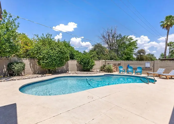 Holiday home 3bd Oasis & Pool *