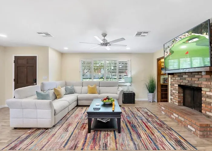Holiday home 3bd Oasis & Pool *